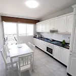 דירה Ria De Viveiro 2 *